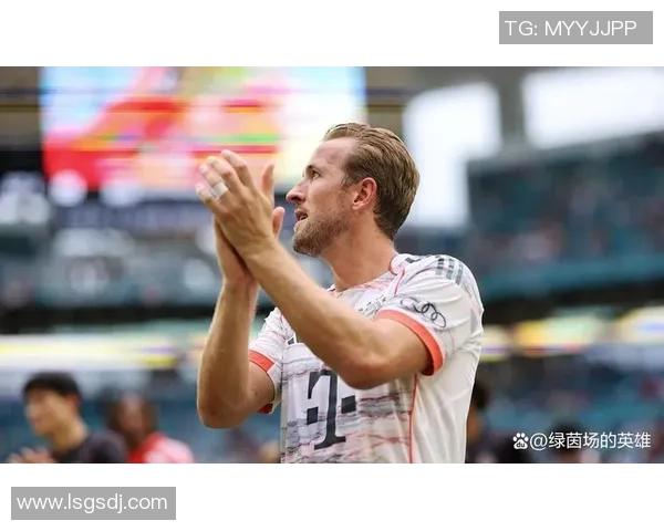 拜仁足球巨星惊喜变身开启绿茵场外全新传奇旅程