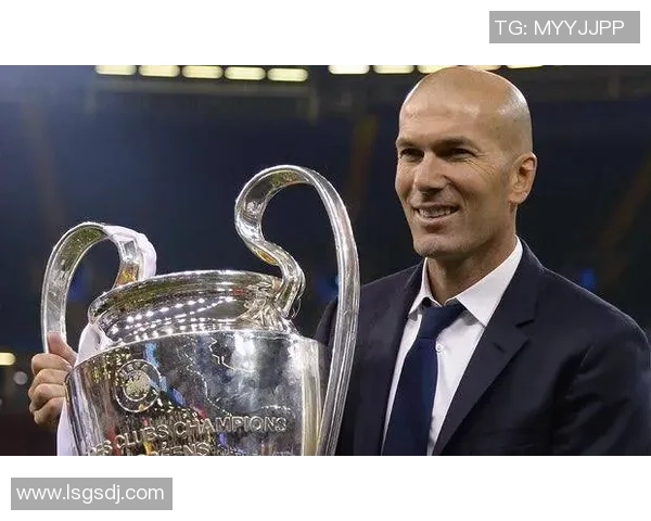 足球球星玄学探秘：命运与技艺交织的神秘力量与传奇瞬间